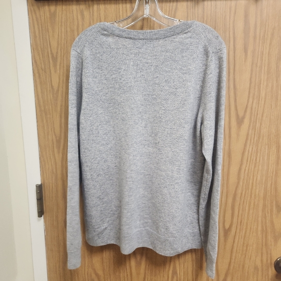 Soft By Naadam 100% Cashmere Gray Long Sleeve Pullover Sweater Size L. - Picture 2 of 5